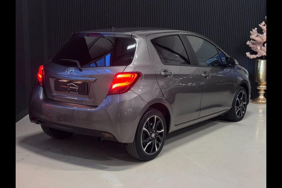 Toyota Yaris 1.3 VVT-i Dynamic AUT. | CAMERA | CLIMA