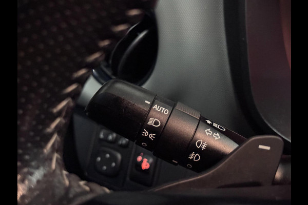 Toyota Yaris 1.3 VVT-i Dynamic AUT. | CAMERA | CLIMA