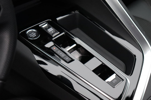 Peugeot 5008 1.2 PureTech GT Line 7-persoons org. NL-auto schuifdak camera el.klep