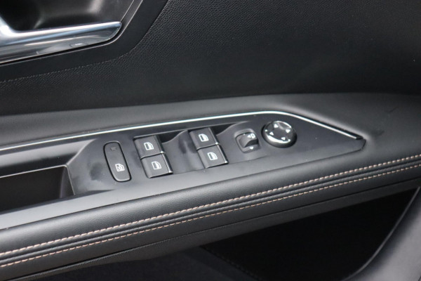 Peugeot 5008 1.2 PureTech GT Line 7-persoons org. NL-auto schuifdak camera el.klep