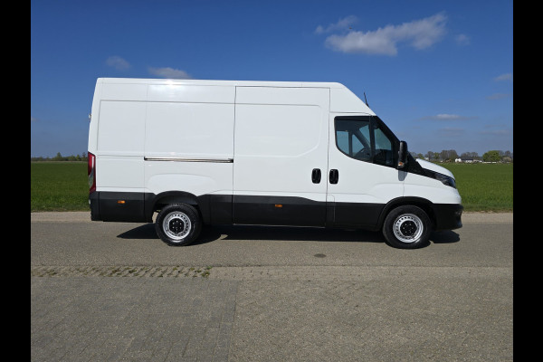 Iveco Daily 35S14V 2.3 352L H2 - 140 Pk - Euro 6 - Airco - Cruise Control - L2 L H2