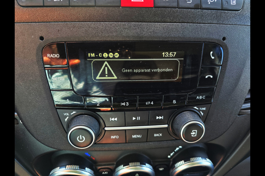 Iveco Daily 35S14V 2.3 352L H2 - 140 Pk - Euro 6 - Airco - Cruise Control - L2 L H2