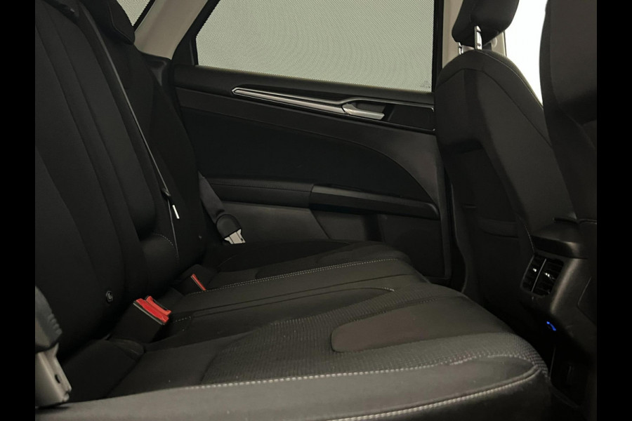Ford Mondeo Wagon 2.0 IVCT HEV Titanium / NL-auto / Memory / Trekhaak