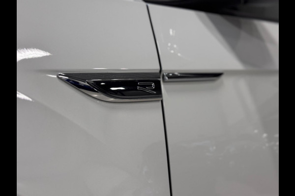 Volkswagen T-Roc 1.5 TSI 3X R-LINE | PANO | VIRTUAL | IQ LED | LEDER | VOL!