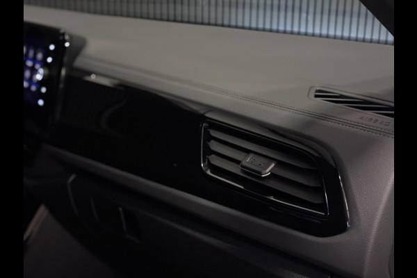 Volkswagen T-Roc 1.5 TSI 3X R-LINE | PANO | VIRTUAL | IQ LED | LEDER | VOL!