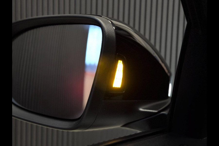 Volkswagen T-Roc 1.5 TSI 3X R-LINE | PANO | VIRTUAL | IQ LED | LEDER | VOL!