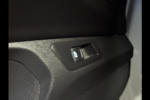 Volkswagen T-Roc 1.5 TSI 3X R-LINE | PANO | VIRTUAL | IQ LED | LEDER | VOL!