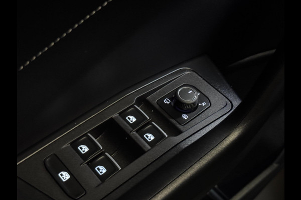 Volkswagen T-Roc 1.5 TSI 3X R-LINE | PANO | VIRTUAL | IQ LED | LEDER | VOL!