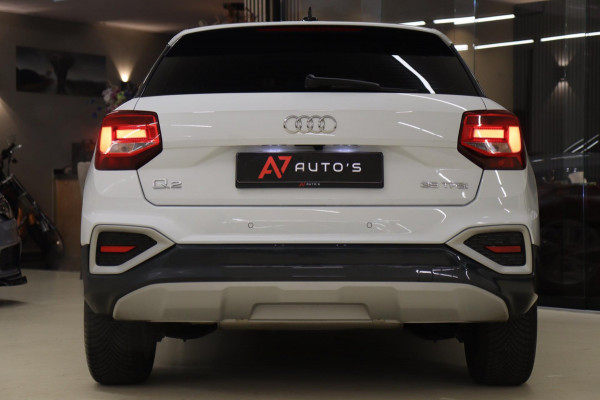 Audi Q2 35 TFSI S Edition CARPLAY/STOELVERWARMING/CAM/NAVI/PARKHULP/VOL