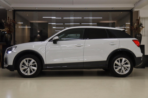 Audi Q2 35 TFSI S Edition CARPLAY/STOELVERWARMING/CAM/NAVI/PARKHULP/VOL