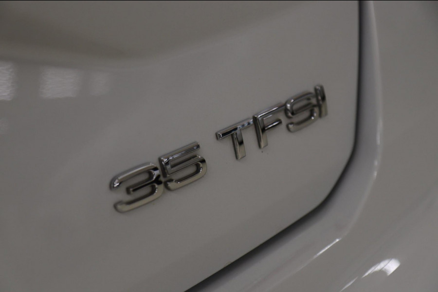 Audi Q2 35 TFSI S Edition CARPLAY/STOELVERWARMING/CAM/NAVI/PARKHULP/VOL