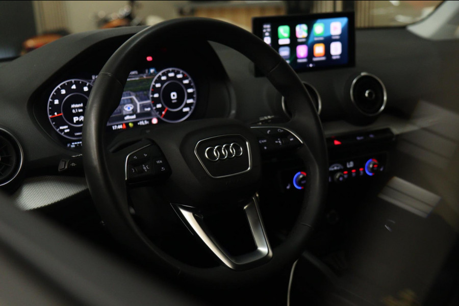 Audi Q2 35 TFSI S Edition CARPLAY/STOELVERWARMING/CAM/NAVI/PARKHULP/VOL