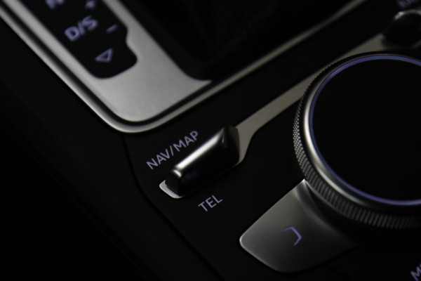 Audi Q2 35 TFSI S Edition CARPLAY/STOELVERWARMING/CAM/NAVI/PARKHULP/VOL