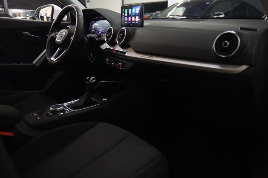 Audi Q2 35 TFSI S Edition CARPLAY/STOELVERWARMING/CAM/NAVI/PARKHULP/VOL