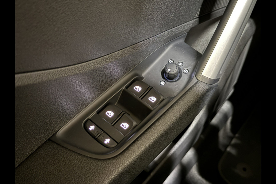 Audi Q2 35 TFSI Advanced edition | Stoelverwarming | Navigatie | Climate control