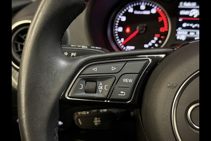 Audi Q2 35 TFSI Advanced edition | Stoelverwarming | Navigatie | Climate control