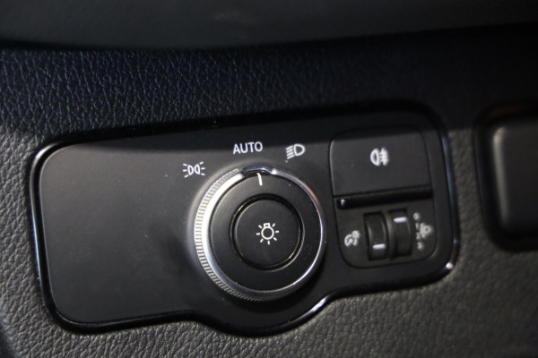 Mercedes-Benz Sprinter 314 CDI AUTOMAAT BAKWAGEN LAADKLEP ZIJDEUR CLIMA MBUX MEUBELBAK DHOLLANDIA CRUISE LEASE v/a 188,- p.m.