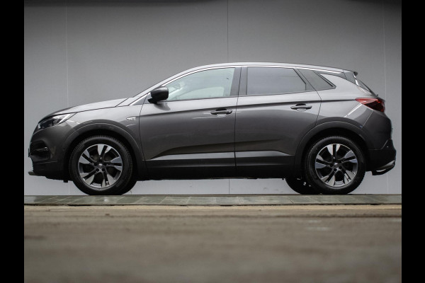 Opel Grandland X 1.2 Turbo Business Executive Sport (APPLE CARPLAY,NAVI,CAMERA,CLIMATE,CRUISE,PDC,TREKHAAK,SPORTSTOELEN,LM VELGEN)