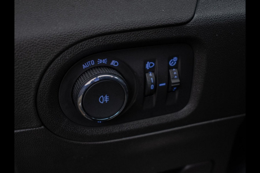 Opel Grandland X 1.2 Turbo Business Executive Sport (APPLE CARPLAY,NAVI,CAMERA,CLIMATE,CRUISE,PDC,TREKHAAK,SPORTSTOELEN,LM VELGEN)