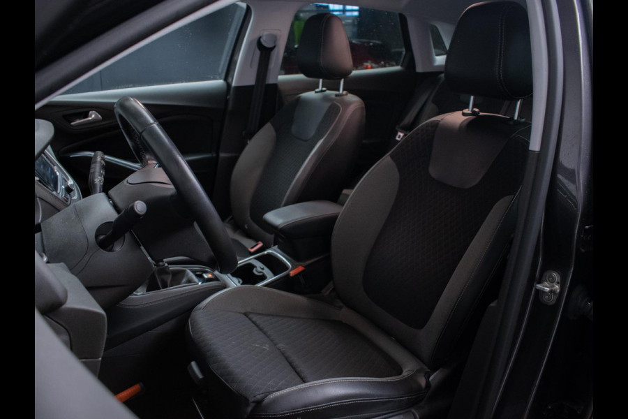 Opel Grandland X 1.2 Turbo Business Executive Sport (APPLE CARPLAY,NAVI,CAMERA,CLIMATE,CRUISE,PDC,TREKHAAK,SPORTSTOELEN,LM VELGEN)