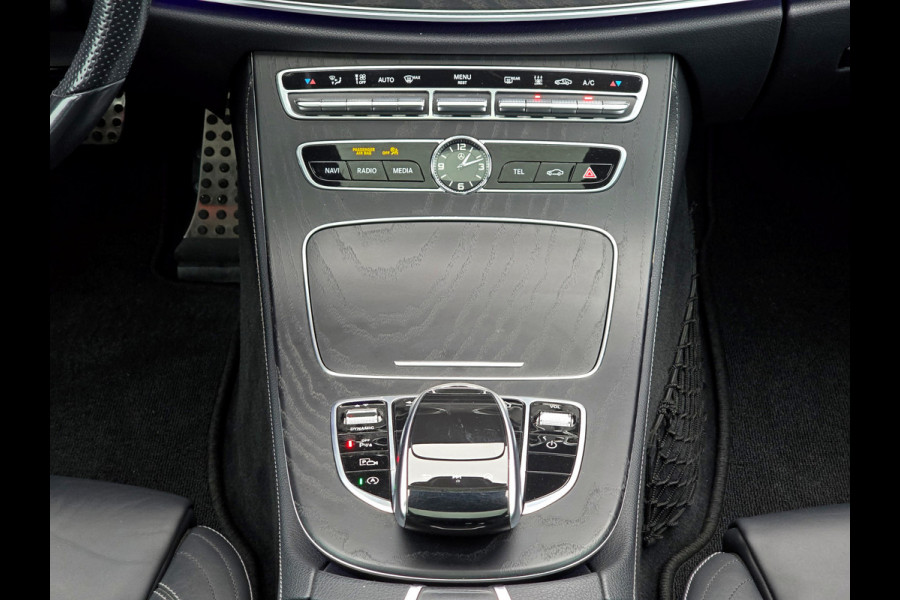 Mercedes-Benz E-Klasse 400d 4Matic Premium Plus - 340 Pk - Euro 6 - Lederen bekleding - ParkeerCamera - Schuif/Kanteldak