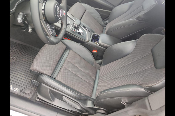 Audi A5 Sportback 2.0 TFSI MHEV Sport 290 PK RS5 uitgevoerd