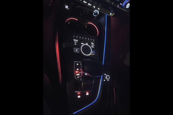 Audi A5 Sportback 2.0 TFSI MHEV Sport 290 PK RS5 uitgevoerd