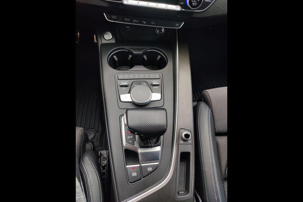 Audi A5 Sportback 2.0 TFSI MHEV Sport 290 PK RS5 uitgevoerd