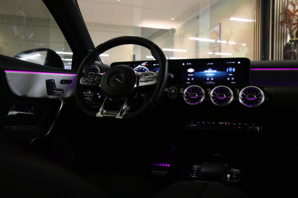 Mercedes-Benz A-Klasse AMG 35 4MATIC PANO/CAM/BURM/MEMORY/NIGHTPAKET/BOMOL