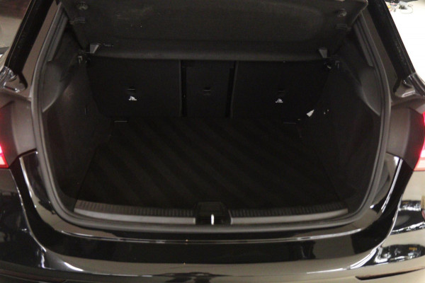 Mercedes-Benz A-Klasse AMG 35 4MATIC PANO/CAM/BURM/MEMORY/NIGHTPAKET/BOMOL