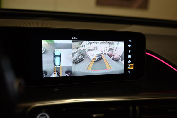 Mercedes-Benz EQC 400 4MATIC AMG 80 kWh - Memory - Distronic - 360 Camera - Schuifdak - Burmester - Trekhaak -