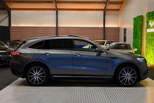 Mercedes-Benz EQC 400 4MATIC AMG 80 kWh - Memory - Distronic - 360 Camera - Schuifdak - Burmester - Trekhaak -