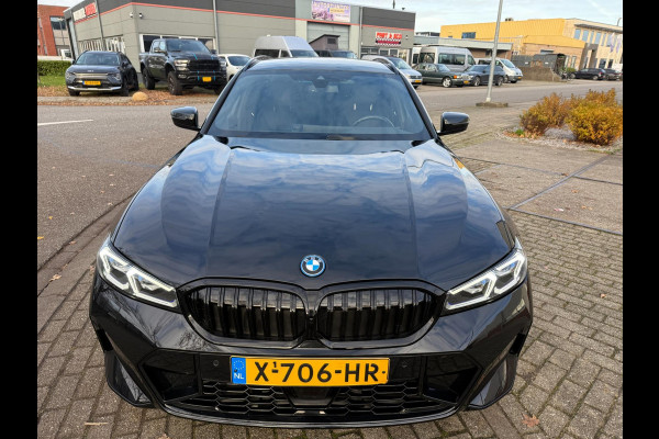 BMW 3 Serie Touring 330e 2023 M-SPORT PHEV HYBRID 293PK ACC LEDER LUXE LED