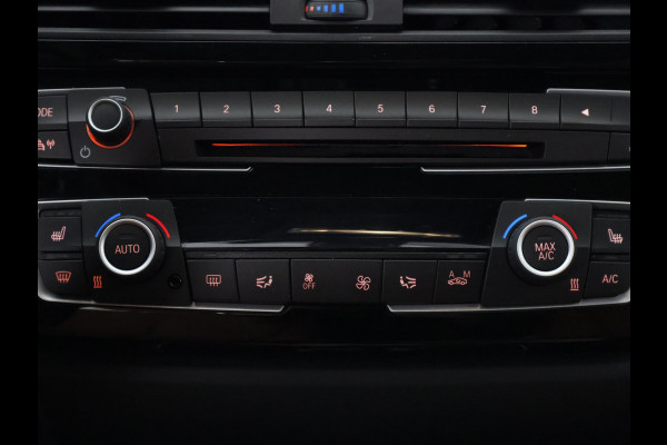 BMW 3 Serie Touring 318i M Sport Corporate Lease Automaat | Navigatie | Leder | Trekhaak |