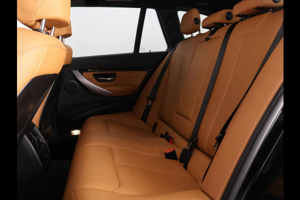BMW 3 Serie Touring 318i M Sport Corporate Lease Automaat | Navigatie | Leder | Trekhaak |