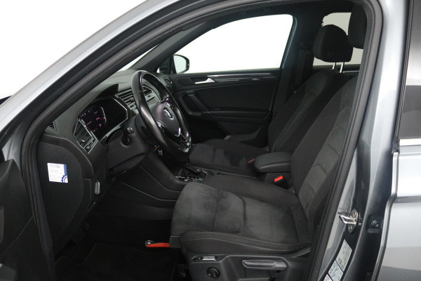 Volkswagen Tiguan Allspace 1.5 TSI Highline Business R 7p. (PANORAMADAK, ELEKT. WEGKLAPBARE TREKHAAK, STOELVERWARMING)