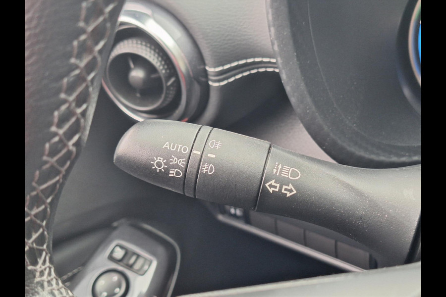 Nissan Juke Hybrid 143pk Tekna | Leer, 360 Camera, Adaptive cruise control, Climate control, Keyless, 19 inch, Startknop, Parkeersensoren