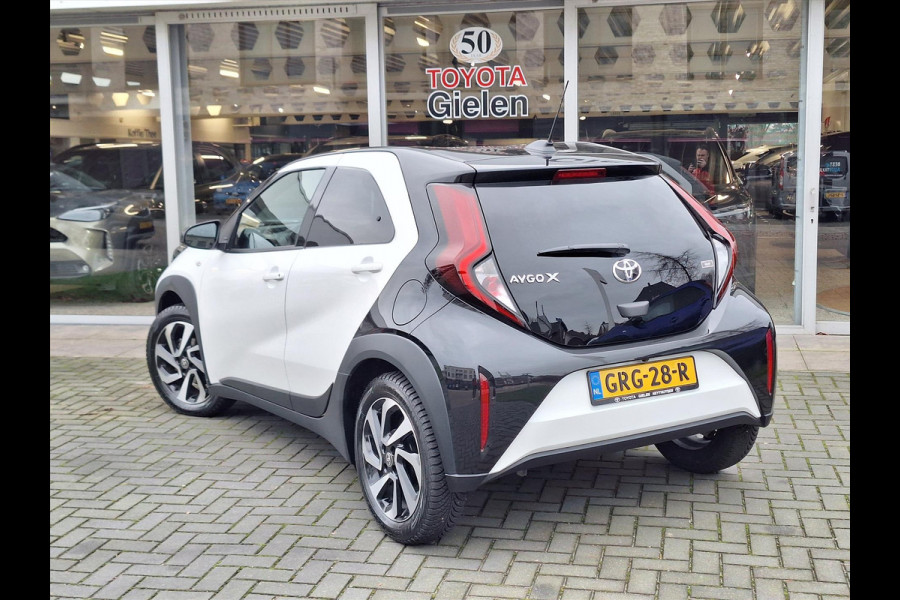 Toyota Aygo X 1.0 VVT-i S-CVT Pulse Automaat | Eerste eigenaar, Bi-Tone, Apple CarPlay/Android auto, Climate control, November 2024