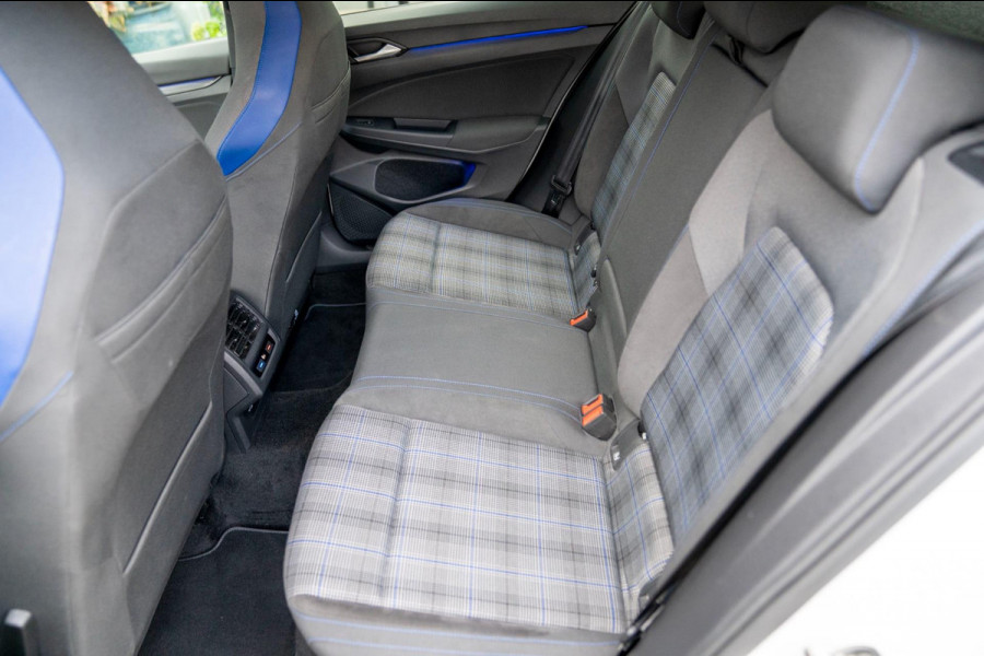 Volkswagen Golf 1.4 eHybrid GTE | Prijs rijklaar incl. 12 mnd garantie |Navi Rode remklauwen Carplay Ledverlichting