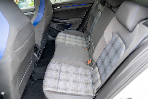 Volkswagen Golf 1.4 eHybrid GTE | Prijs rijklaar incl. 12 mnd garantie |Navi Rode remklauwen Carplay Ledverlichting