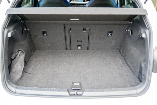 Volkswagen Golf 1.4 eHybrid GTE | Prijs rijklaar incl. 12 mnd garantie |Navi Rode remklauwen Carplay Ledverlichting