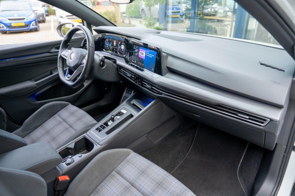 Volkswagen Golf 1.4 eHybrid GTE | Prijs rijklaar incl. 12 mnd garantie |Navi Rode remklauwen Carplay Ledverlichting