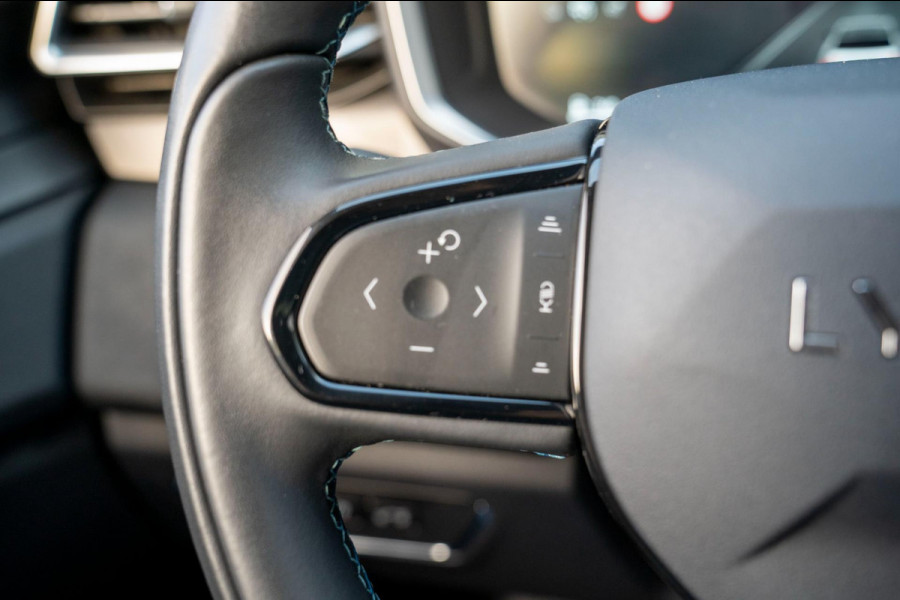 Lynk & Co 01 1.5 261PK Plugin Hybrid | Prijs rijklaar incl. 12 mnd garantie | Trekhaak Navi Panodak Led Keyless ACC Blindspot