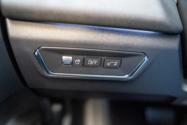 Lynk & Co 01 1.5 261PK Plugin Hybrid | Prijs rijklaar incl. 12 mnd garantie | Trekhaak Navi Panodak Led Keyless ACC Blindspot