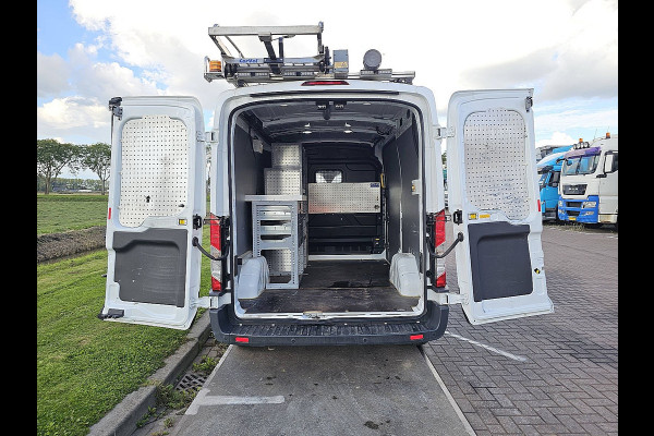Ford Transit 350 2.0 TDCI L2H2 Trend Imperiaal Lift!  Werkplaats-Inrichting Navi Airco Camera 130Pk Euro6 Oh-Historie 1e Eigenaar!
