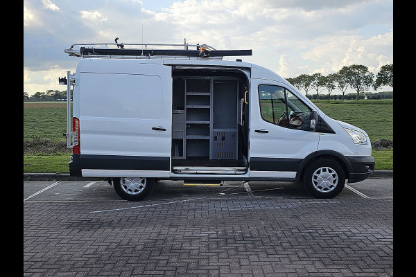 Ford Transit 350 2.0 TDCI L2H2 Trend Imperiaal Lift!  Werkplaats-Inrichting Navi Airco Camera 130Pk Euro6 Oh-Historie 1e Eigenaar!