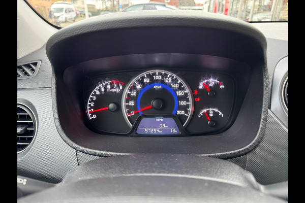 Hyundai i10 1.0i 66pk Comfort | Eerste eigenaar, Parkeersensoren, Cruise control, Airconditioning, Navigatie