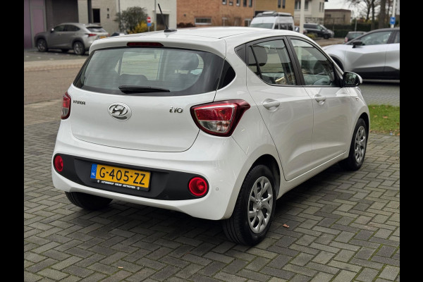 Hyundai i10 1.0i 66pk Comfort | Eerste eigenaar, Parkeersensoren, Cruise control, Airconditioning, Navigatie