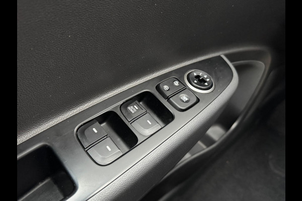 Hyundai i10 1.0i 66pk Comfort | Eerste eigenaar, Parkeersensoren, Cruise control, Airconditioning, Navigatie