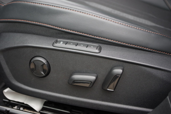 CUPRA Formentor 1.4 e-Hybrid VZ 245 PK Copper Edition, Trekhaak, Camera, Memory, Adap. Cruise Control, keyless